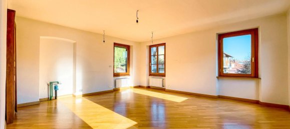 Villa de 8 divisões em Borgosesia, Italy N.º 231210 49