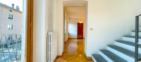 Villa de 8 divisões em Borgosesia, Italy N.º 231210 24