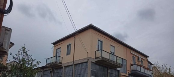 Apartamento de 3 habitaciónes en Pavia, Italy No. 180449 3