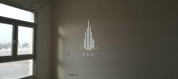 Villa T4 em Mohamed Bin Zayed City, UAE N.º 39252 13