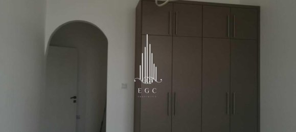 Villa T4 em Mohamed Bin Zayed City, UAE N.º 39252 12