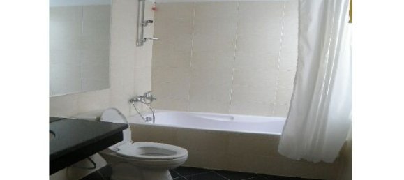 2 bedrooms Apartment in Hoan Kiem, Vietnam No. 6541 8