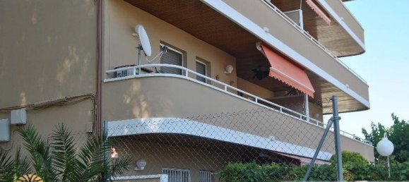 Apartamento de 3 dormitorios en Coma-Ruga, Spain No. 226 3