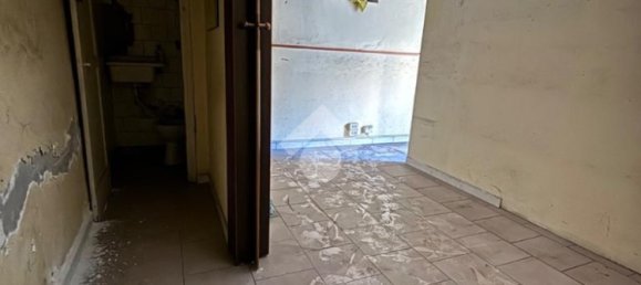 1 room Commercial property in Castellammare di Stabia, Italy No. 52619 20