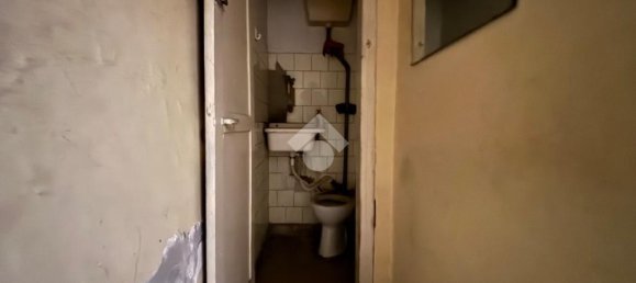 1 room Commercial property in Castellammare di Stabia, Italy No. 52619 18