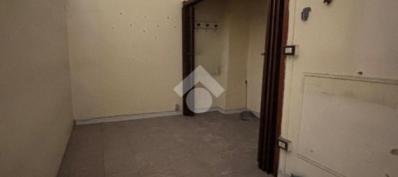 1 room Commercial property in Castellammare di Stabia, Italy No. 52619 11