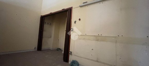 1 room Commercial property in Castellammare di Stabia, Italy No. 52619 15