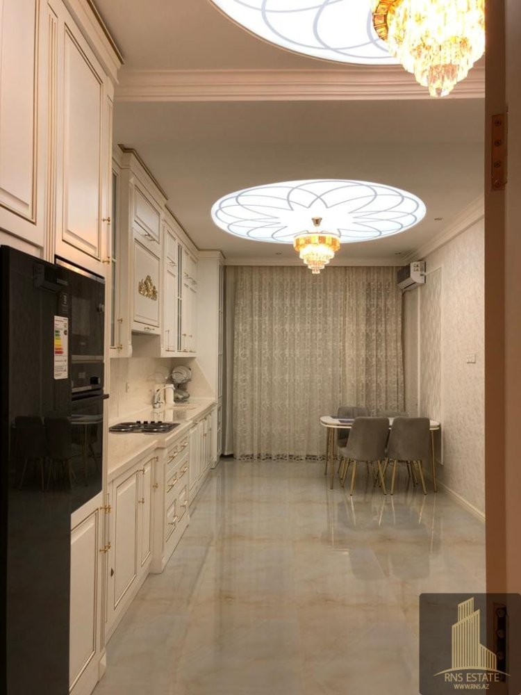 Apartamento de 3 dormitorios en Khatay, Azerbaijan No. 2148