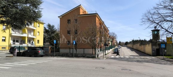 Apartamento de 5 habitaciónes en L'Aquila, Italy No. 41842 6