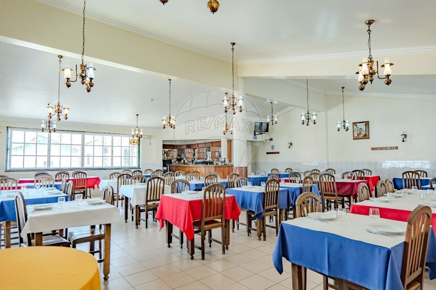 641m² Warehouse in Torres Novas, Portugal No. 310958