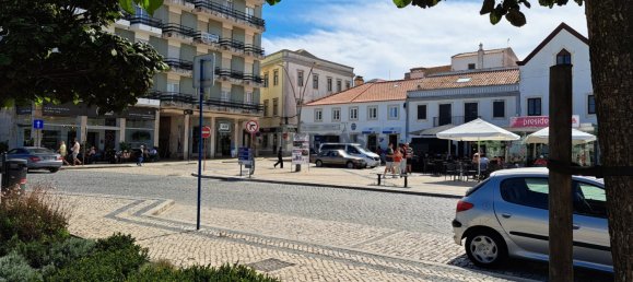 809m² Building in Peniche, Portugal No. 157561 5