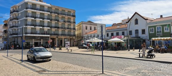 809m² Building in Peniche, Portugal No. 157561 3