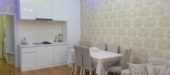 2 Schlafzimmer Wohnung in Jasamal, Azerbaijan, Nr. 1406 13