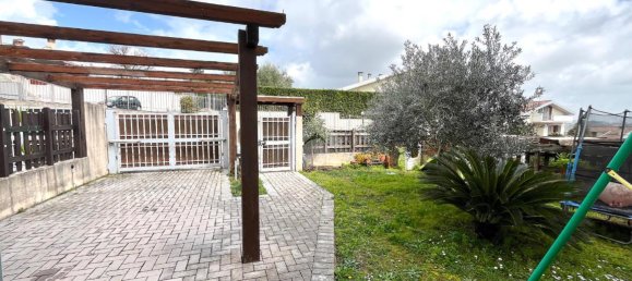 Apartamento de 3 divisões em Genzano di Roma, Italy N.º 37544 7