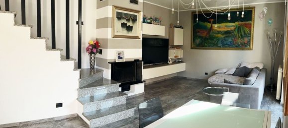 7 rooms House in Luni, Italy No. 203401 3