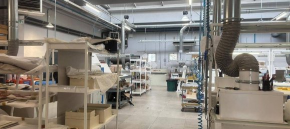 800m² Warehouse in Scandicci, Italy No. 278688 12