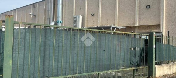 800m² Warehouse in Scandicci, Italy No. 278688 2