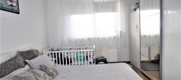 2 rooms Apartment in Offenbach, Germany No. 145100 3
