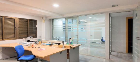 Bureau à Castellon de la Plana, Spain 125m² No. 157881 2
