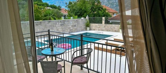 6 bedrooms Commercial property in Kotor, Montenegro No. 66 5