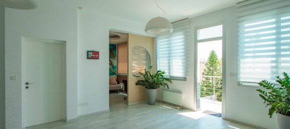 Коммерческая недвижимость с 5 спальнями в Агиос Тихонас, Кипр № 20432 6