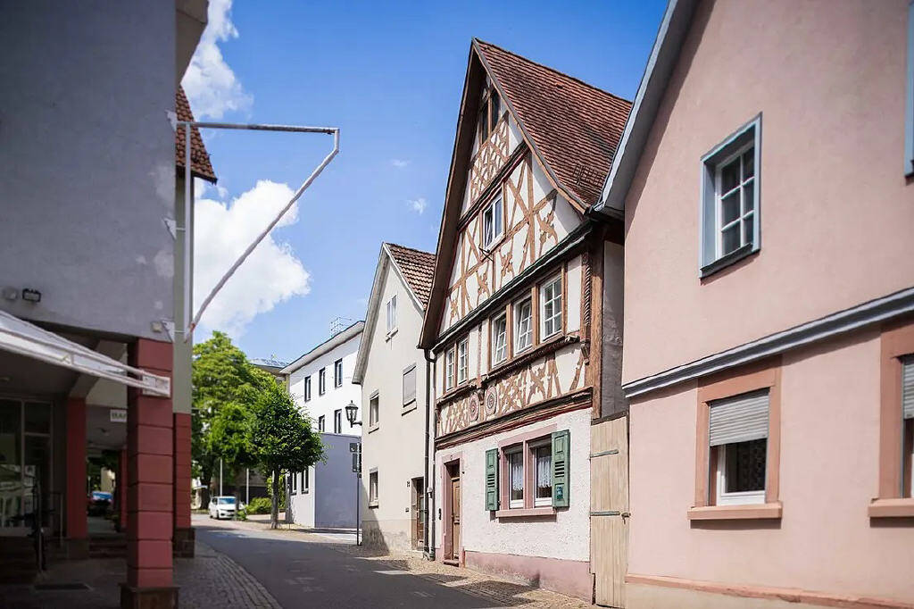 6-Zimmer Haus in Tauberbischofsheim, Germany, Nr. 24339