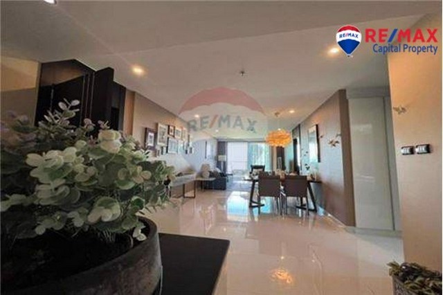 2 bedrooms Condo in Pattaya, Thailand No. 19104