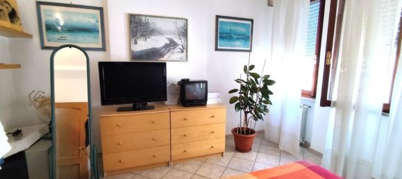 4 bedrooms Apartment in Massa, Italy No. 327207 22