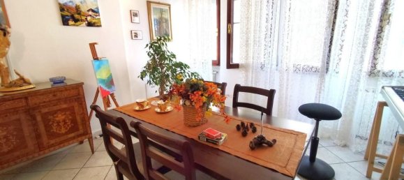 4 bedrooms Apartment in Massa, Italy No. 327207 4