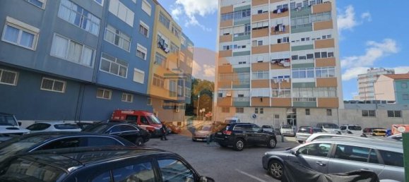 3 Schlafzimmer Wohnung in Amadora, Portugal, Nr. 337984 27