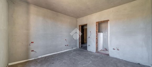 Lagerhaus in Gualtieri, Italy 1300m², Nr. 331639 18