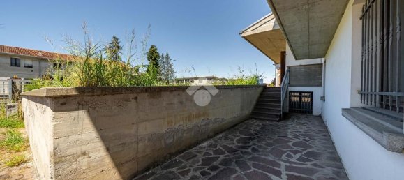 Lagerhaus in Gualtieri, Italy 1300m², Nr. 331639 22