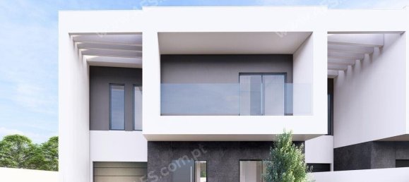 4 bedrooms House in Seixal, Portugal No. 123232 2