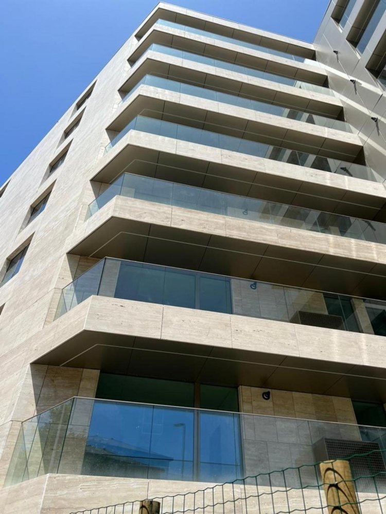 Кондоминиум  с 3 спальнями в Порту, Португалия № 6837