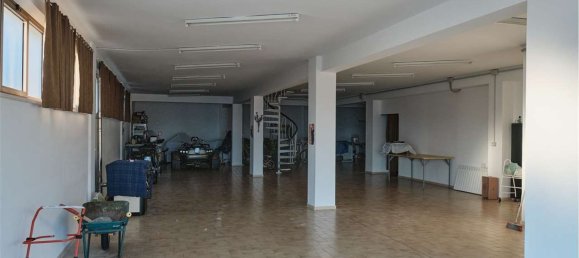 21 Schlafzimmer Wohnung in Ancona, Italy, Nr. 350731 6