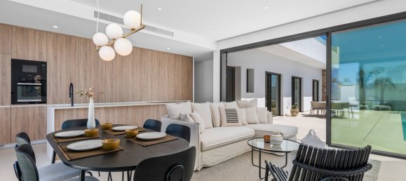 3 bedrooms Villa in Los Alcazares, Spain No. 13623 8