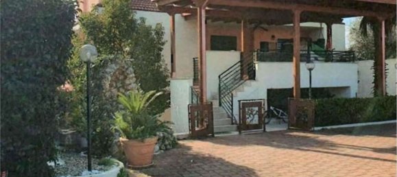 20 rooms House in Bari, Italy No. 290634 2