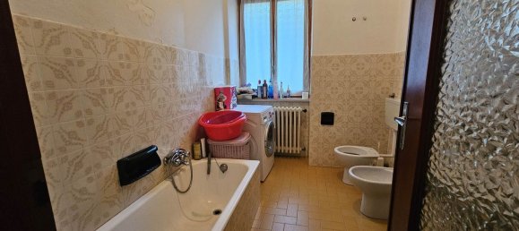 10 rooms House in Valdilana, Italy No. 89723 12