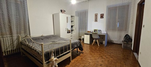10 rooms House in Valdilana, Italy No. 89723 13