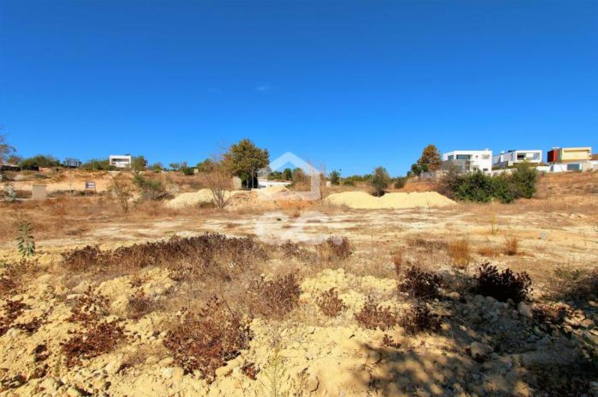 140m² Land in Silves, Portugal No. 8662