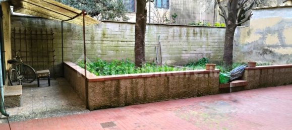 3 Schlafzimmer Haus in Signa, Italy, Nr. 361814 9