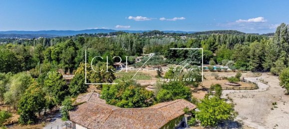 7 bedrooms House in Pertuis, France No. 279616 17