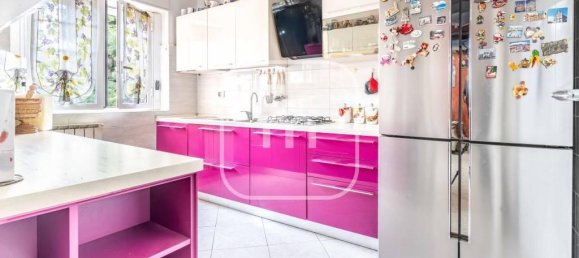 3 rooms Apartment in Rome, Italy No. 33713 15