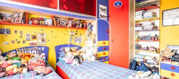 3 rooms Apartment in Rome, Italy No. 33713 28