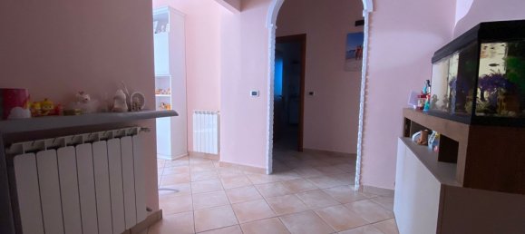 6 bedrooms Apartment in Castelforte, Italy No. 372777 2