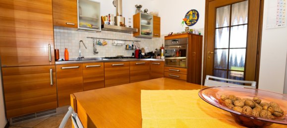 Villa de 3 dormitorios en Castiglione delle Stiviere, Italy No. 331927 13