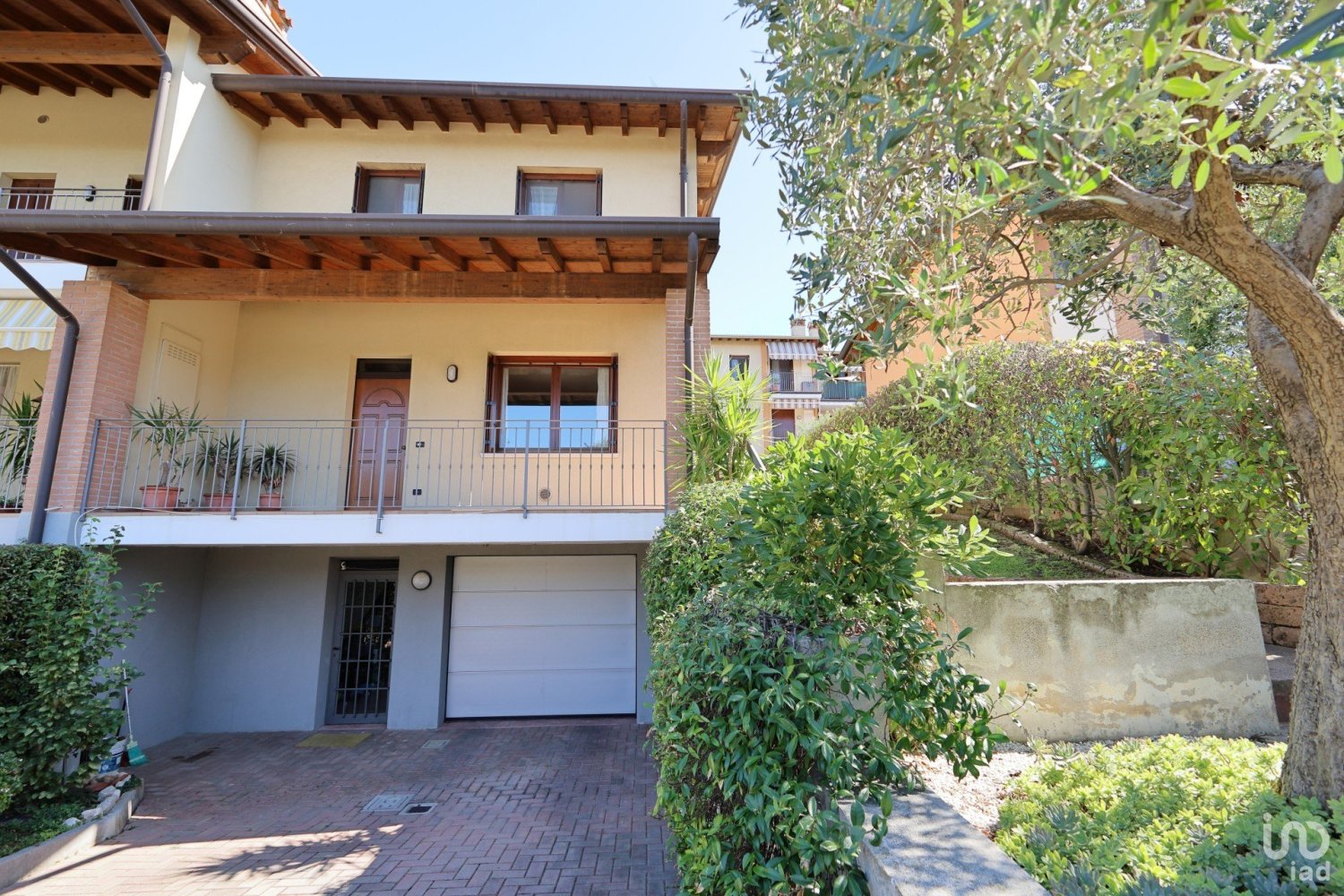 Villa de 3 dormitorios en Castiglione delle Stiviere, Italy No. 331927