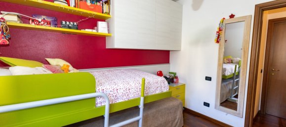 Villa de 3 dormitorios en Castiglione delle Stiviere, Italy No. 331927 25