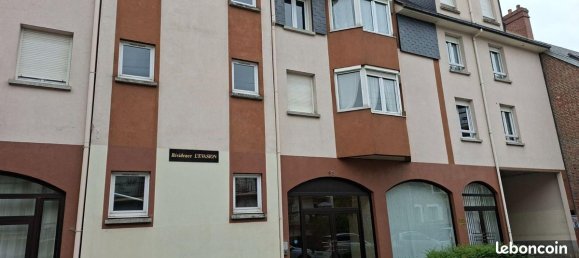 Estudio en Evreux, France No. 362007 2