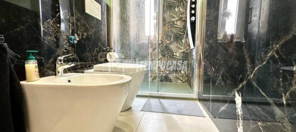 2 bedrooms Apartment in Genoa, Italy No. 337216 19